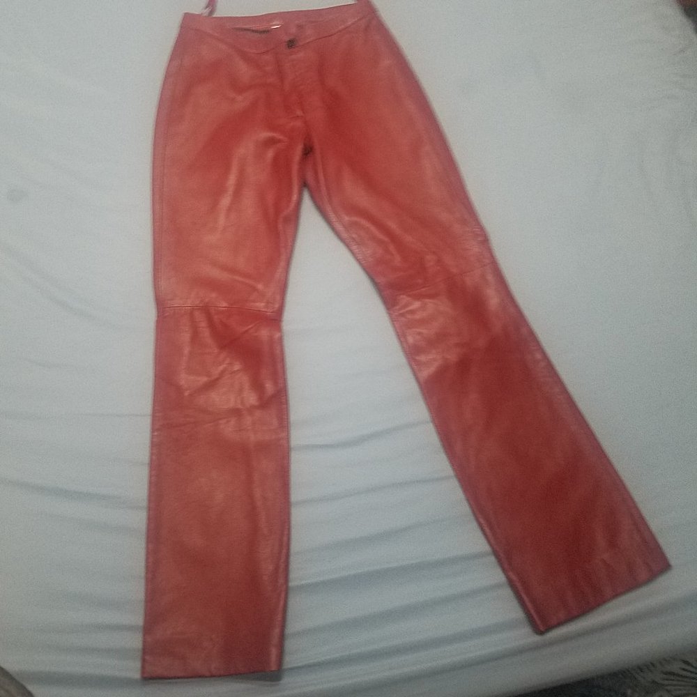 LEATHER PANTS